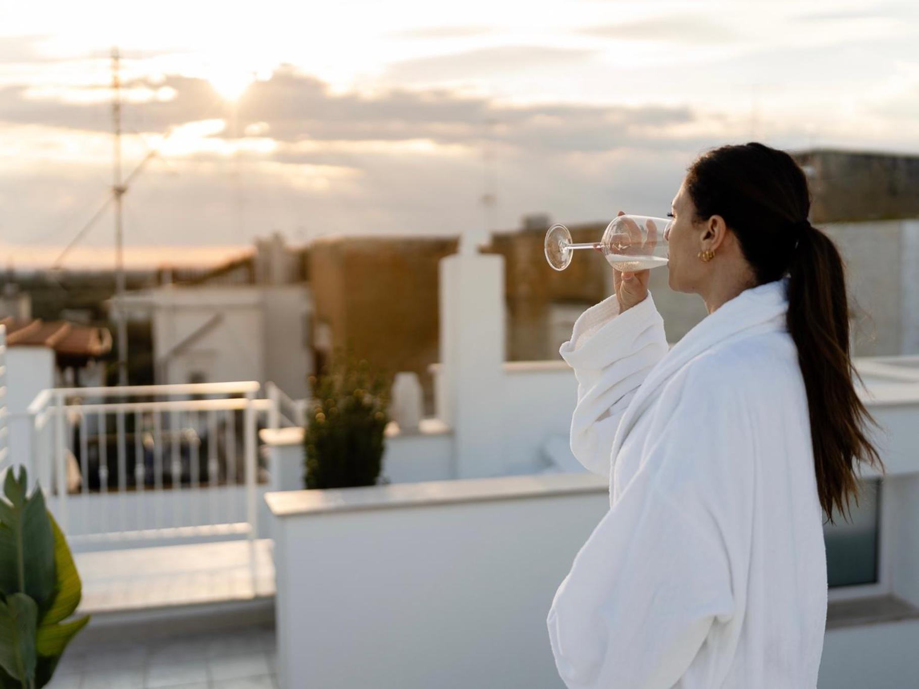 Aurluna Luxury Suites 巴里 外观 照片