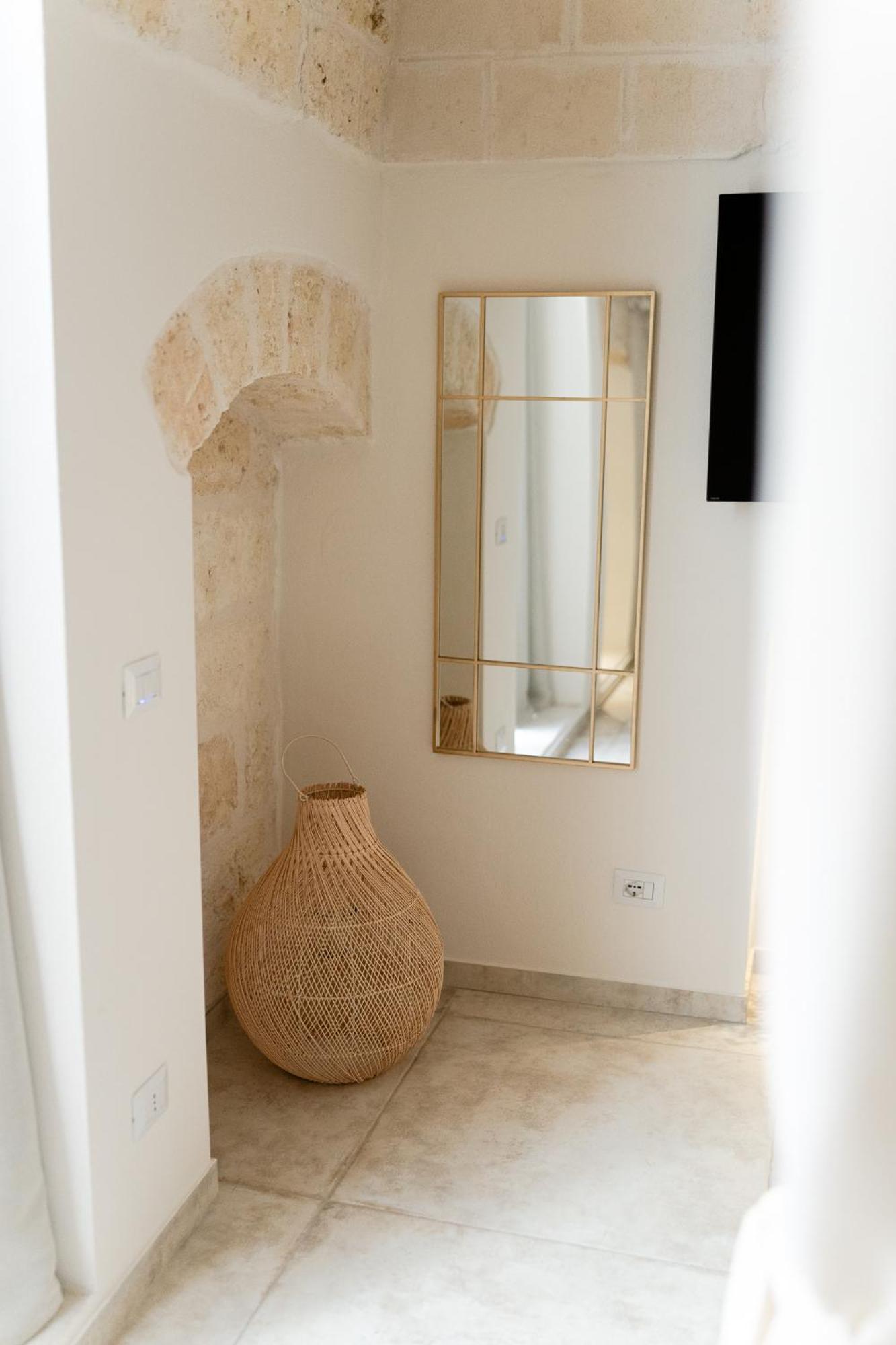 Aurluna Luxury Suites 巴里 外观 照片